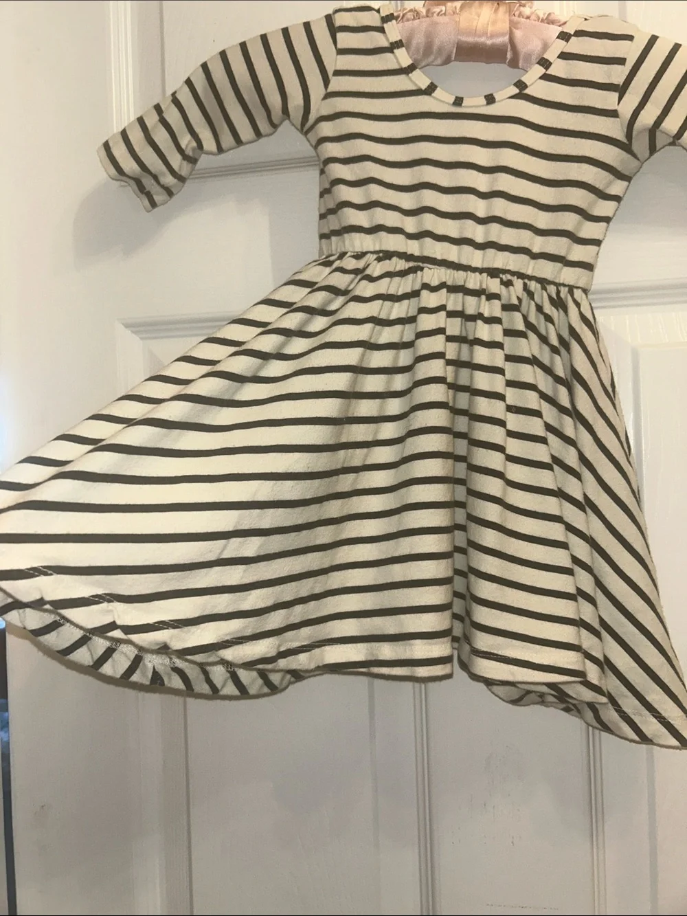 Alice + Ames Striped Girls' Long Sleeve Swing Dress - White & Black